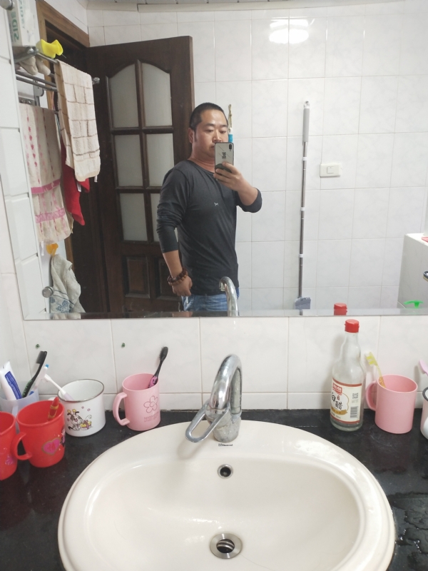 半世人间的第一张照片--百色相亲服务中心