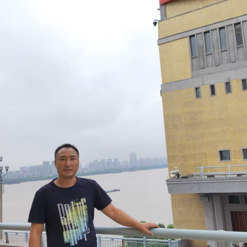 明天的第一张照片--百色相亲服务中心