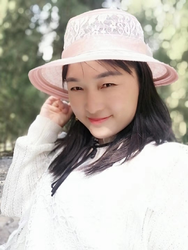 凤凰的第一张照片--百色相亲服务中心