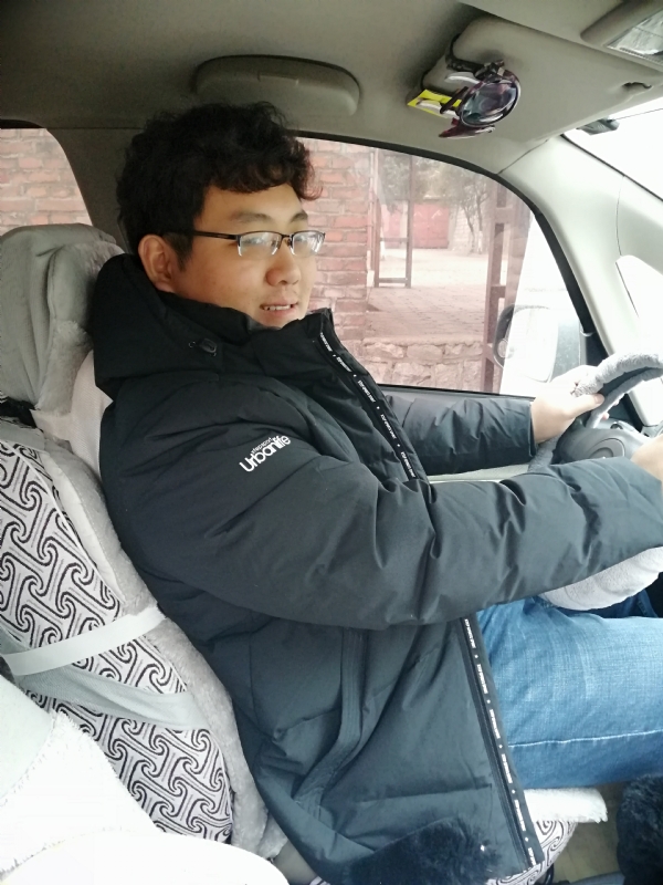 季末非陌的第一张照片--百色相亲服务中心