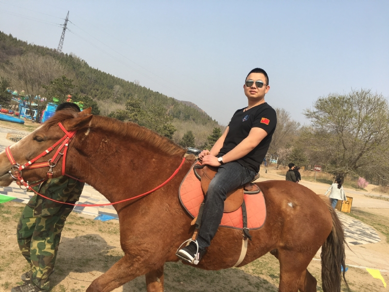 麦田的守望者的第一张照片--百色相亲服务中心