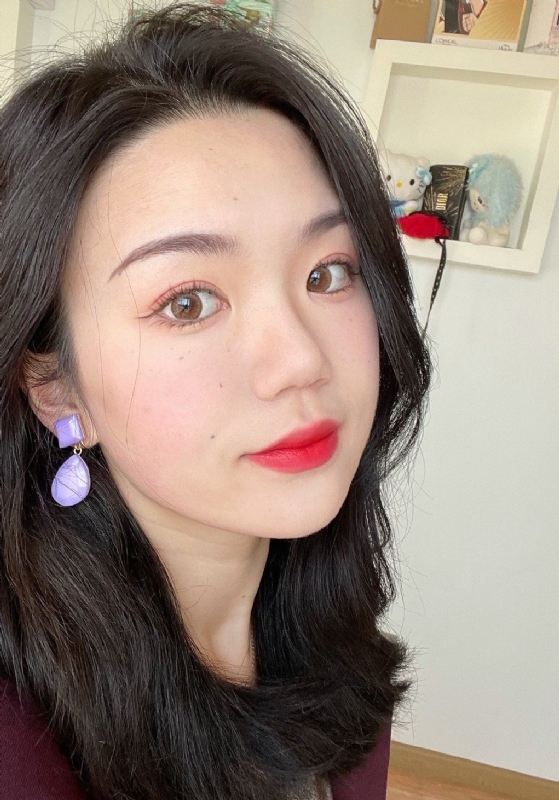 鱼鱼的第一张照片--百色相亲服务中心