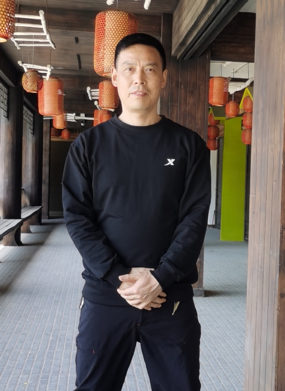 阳光总在风雨后的第一张照片--百色相亲服务中心