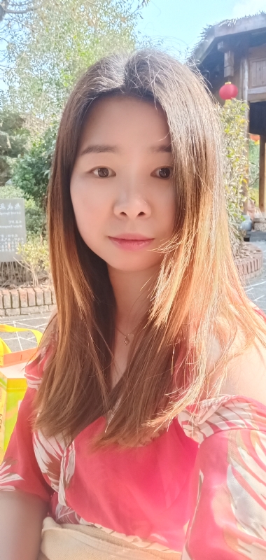 赫赫的第一张照片--百色相亲服务中心