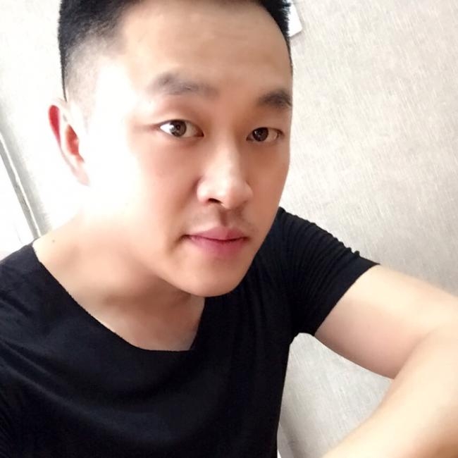 愿得一人心的第一张照片--百色相亲服务中心