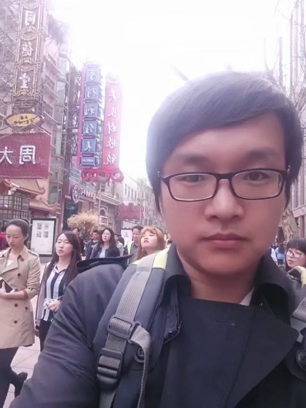 雷子的第一张照片--百色相亲服务中心