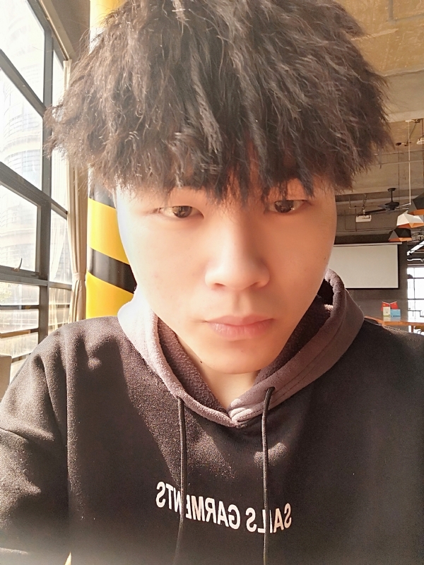 阿荡的第一张照片--百色相亲服务中心