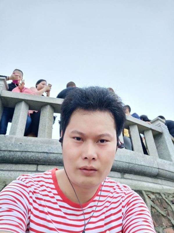 hαⅰ的第一张照片--百色相亲服务中心