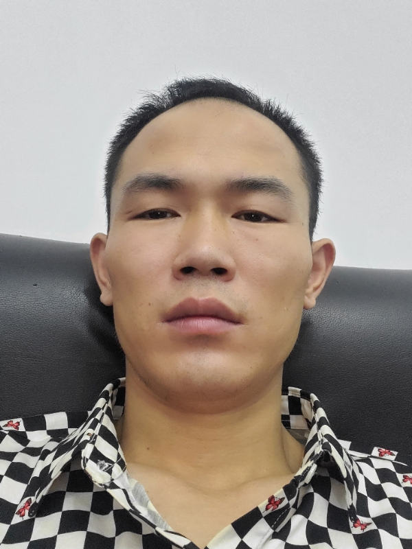 卷卷有爷名的第一张照片--百色相亲服务中心