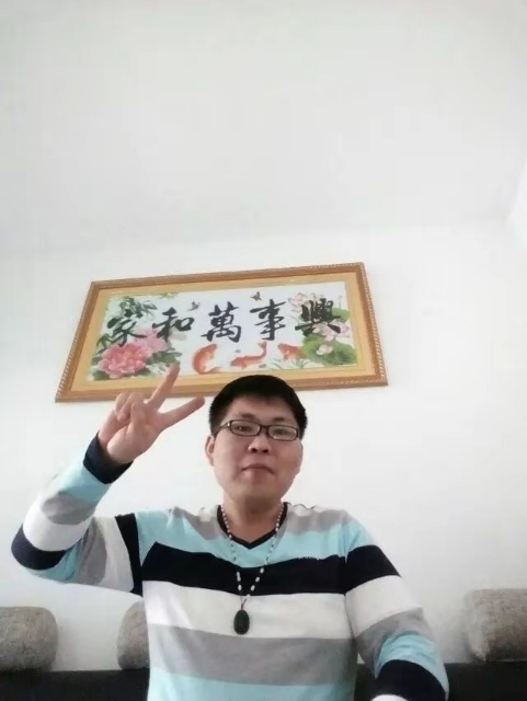 快乐就好的第一张照片--百色相亲服务中心