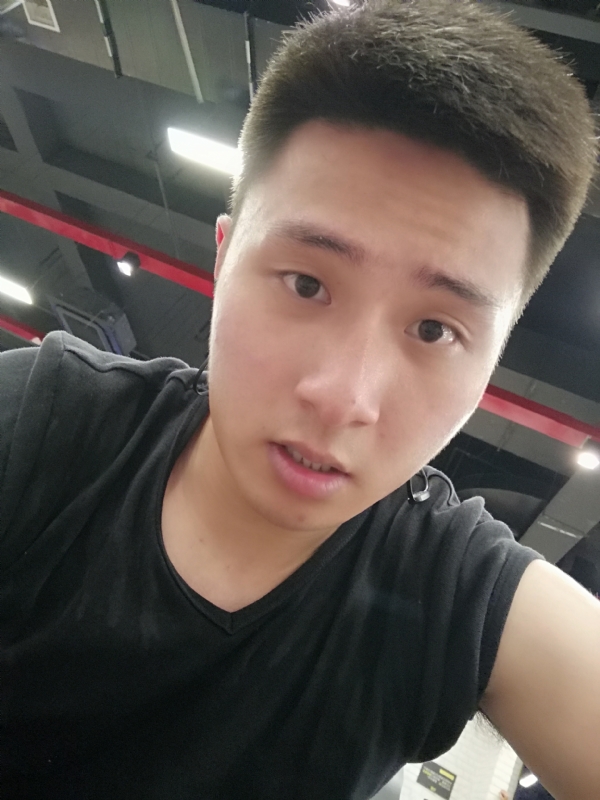 江南的雨的第一张照片--百色相亲服务中心