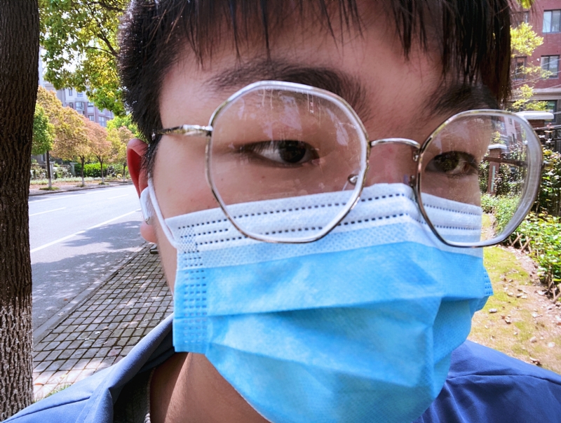 暻琰的第一张照片--百色相亲服务中心