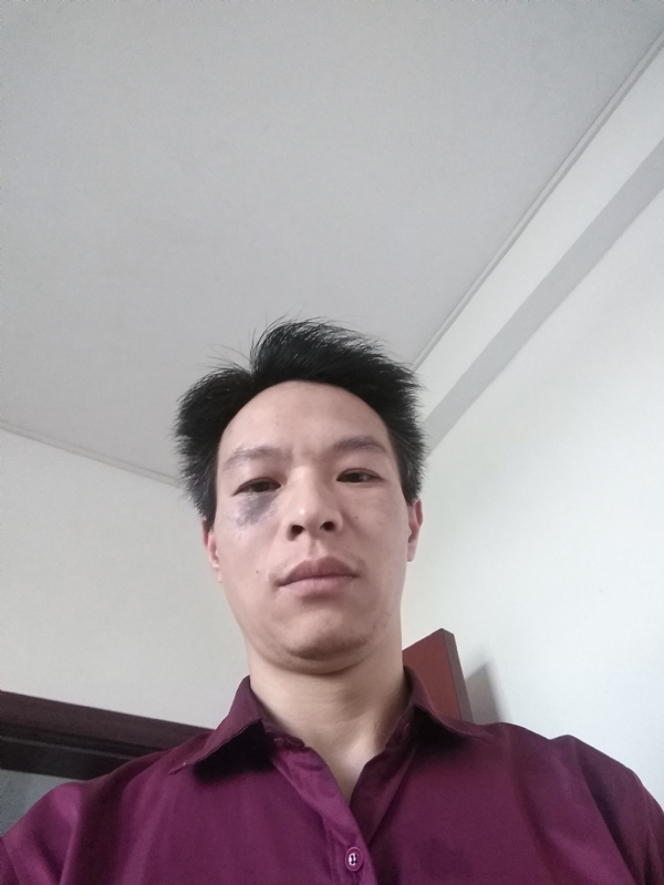 风中落叶的第三张照片--百色相亲服务中心