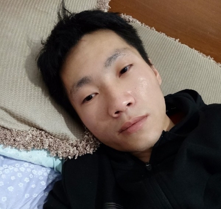 老鼠爱上猫的第一张照片--百色相亲服务中心