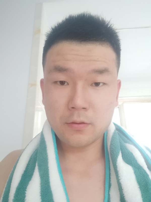 海滨的第一张照片--百色相亲服务中心