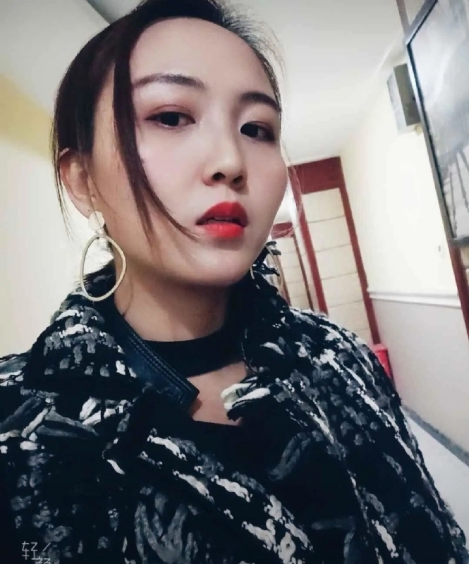 蔡包子的第二张照片--百色相亲服务中心