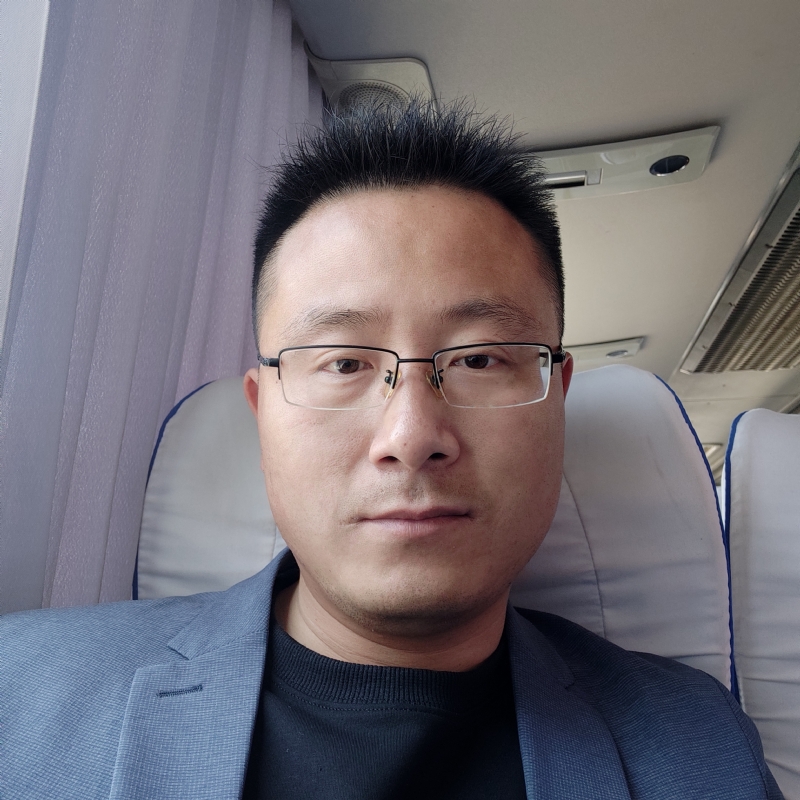 桑业挺的第一张照片--百色相亲服务中心