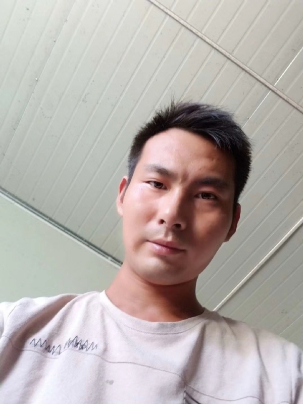 快乐肥宅水的第一张照片--百色相亲服务中心