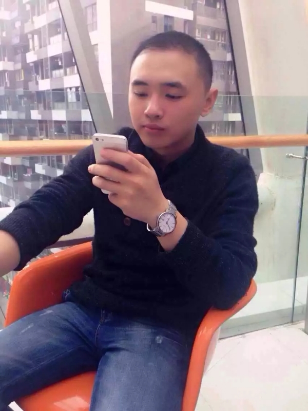 一个人的第一张照片--百色相亲服务中心