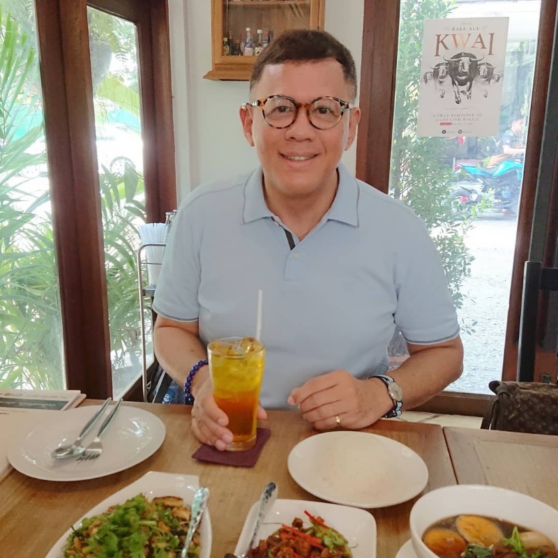 黄伟雄的第一张照片--百色相亲服务中心