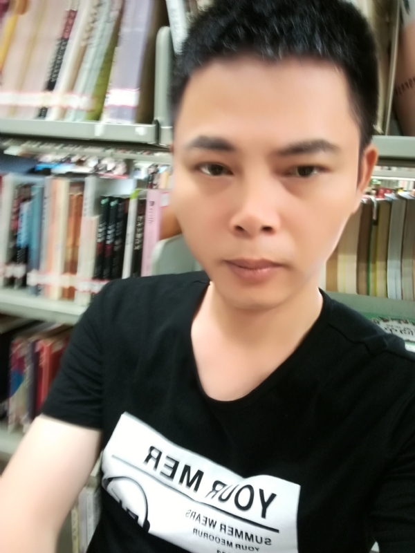 青青子衿的第一张照片--百色相亲服务中心