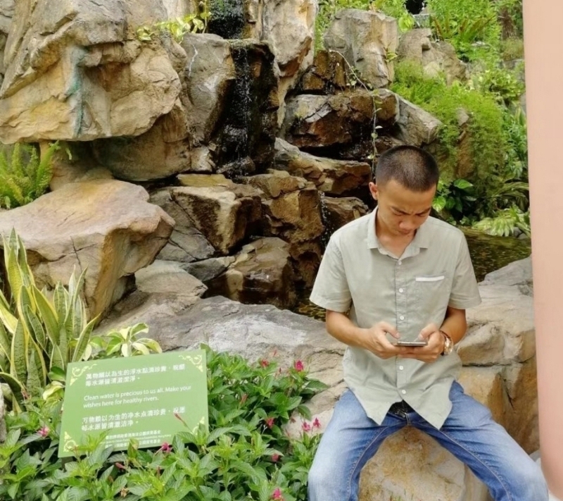 MR邱的第一张照片--百色相亲服务中心