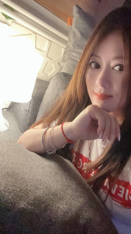 自信的第一张照片--百色相亲服务中心