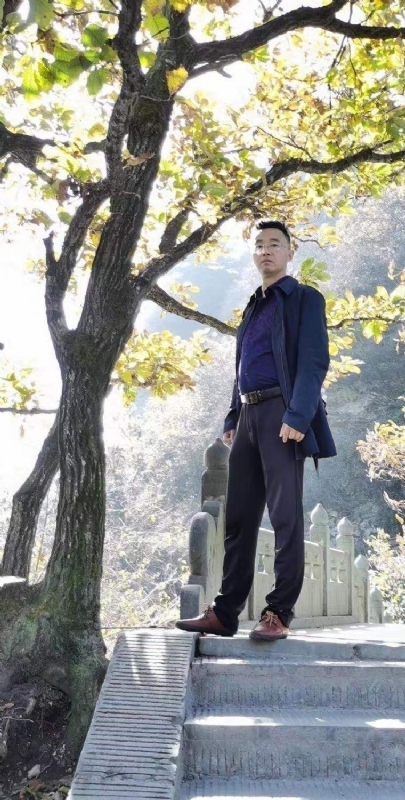 无厘头的第一张照片--百色相亲服务中心