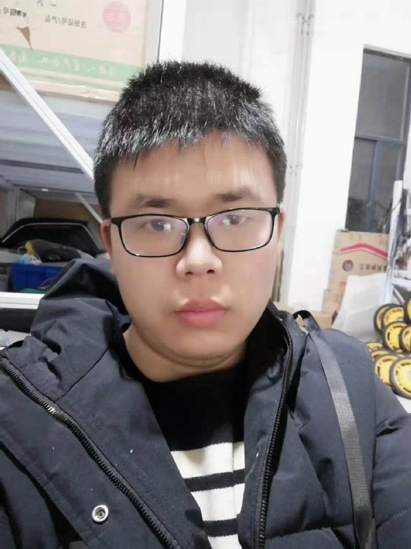 军军的第一张照片--百色相亲服务中心