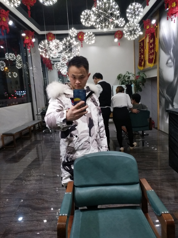 简单的第一张照片--百色相亲服务中心