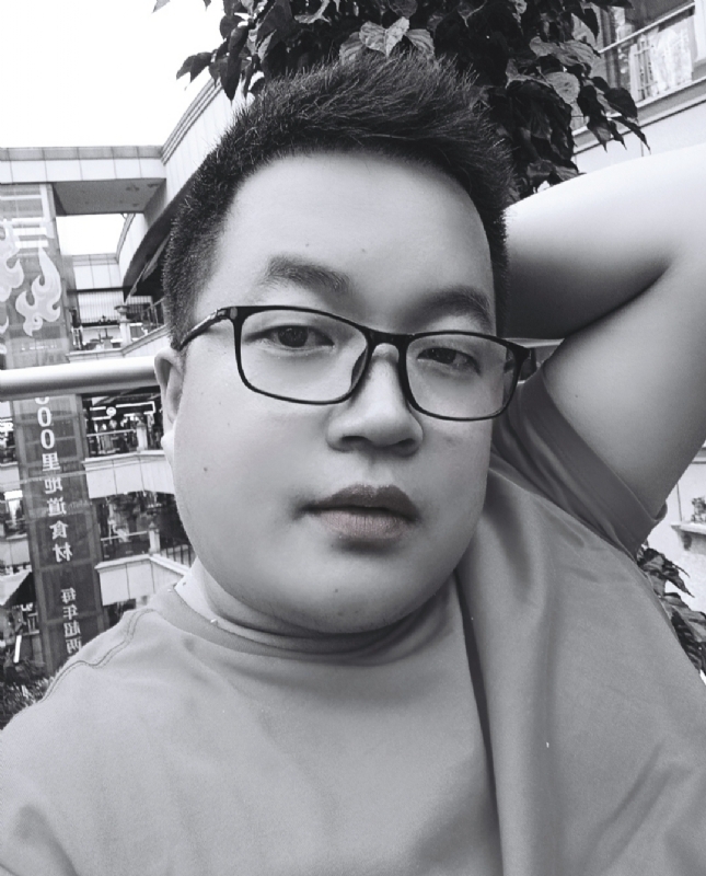 2公子的第三张照片--百色相亲服务中心