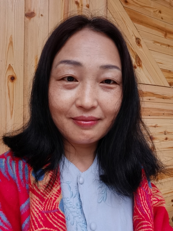 天山雪莲的第一张照片--百色相亲服务中心