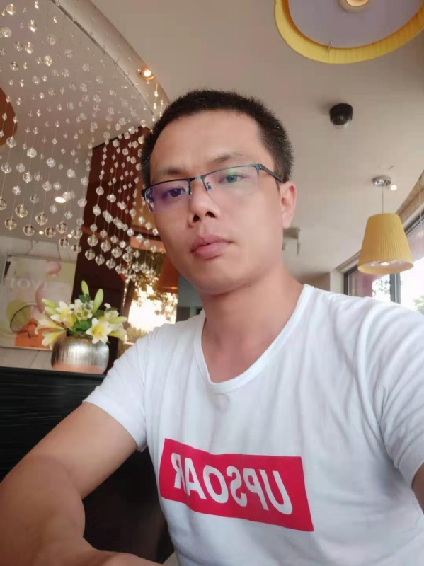 叶寒君的第三张照片--百色相亲服务中心