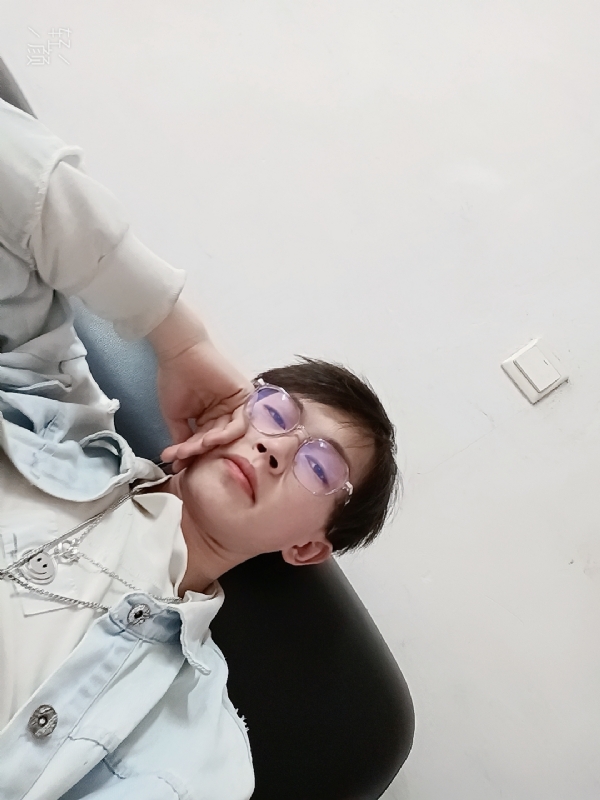 染七的第二张照片--百色相亲服务中心