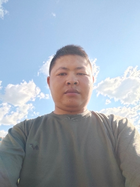 小马的第一张照片--百色相亲服务中心