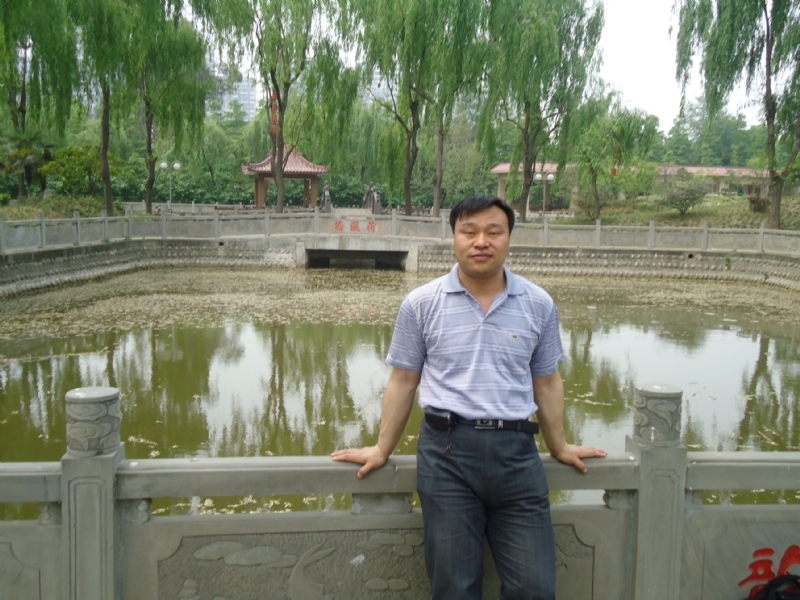 云海的第一张照片--百色相亲服务中心