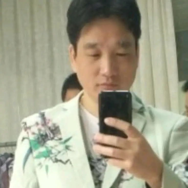 雪山飞狐的第一张照片--百色相亲服务中心