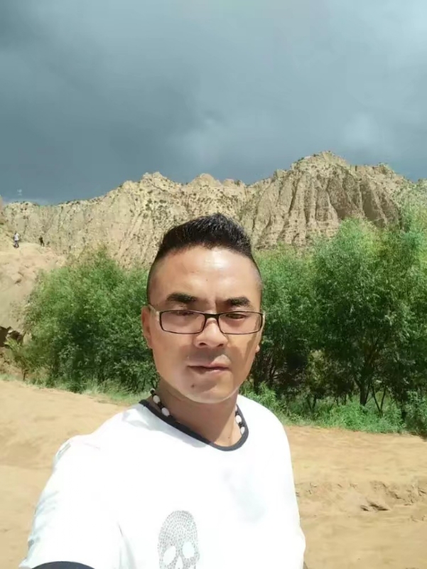 无情的沙尘暴的第一张照片--百色相亲服务中心