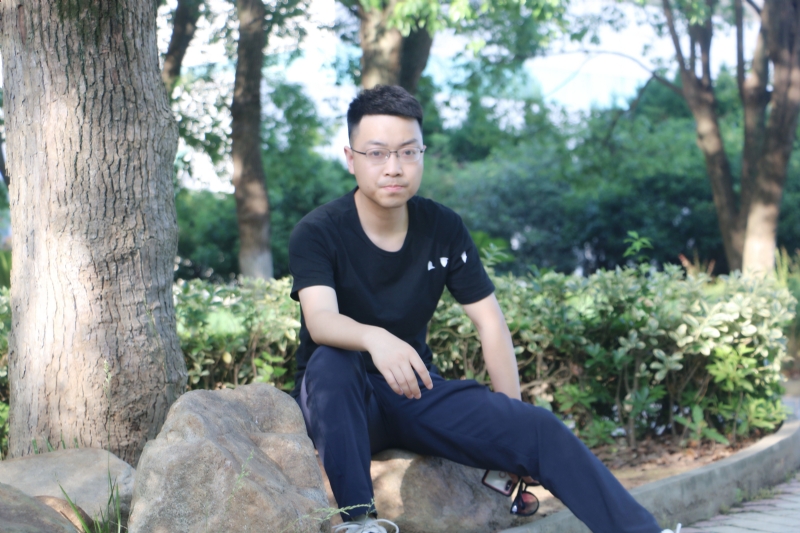 阿帆的第一张照片--百色相亲服务中心