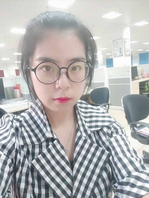 莹莹的第一张照片--百色相亲服务中心