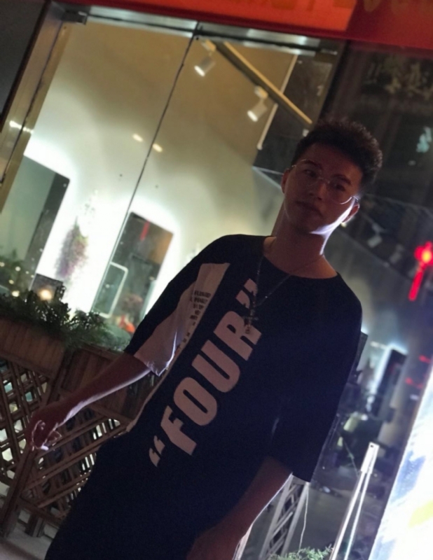 寻找的第一张照片--百色相亲服务中心