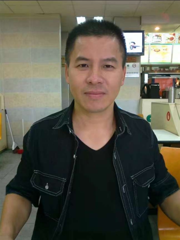 享受孤独的第一张照片--百色相亲服务中心