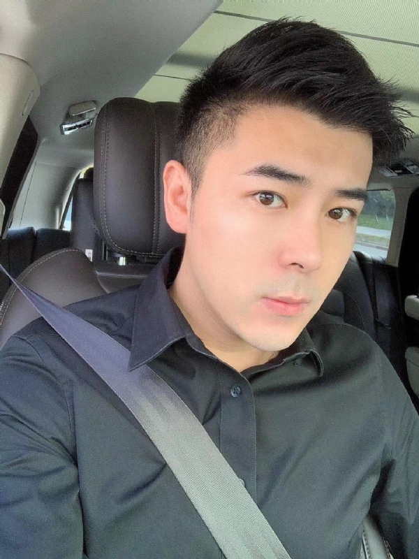 濤濤的第一张照片--百色相亲服务中心