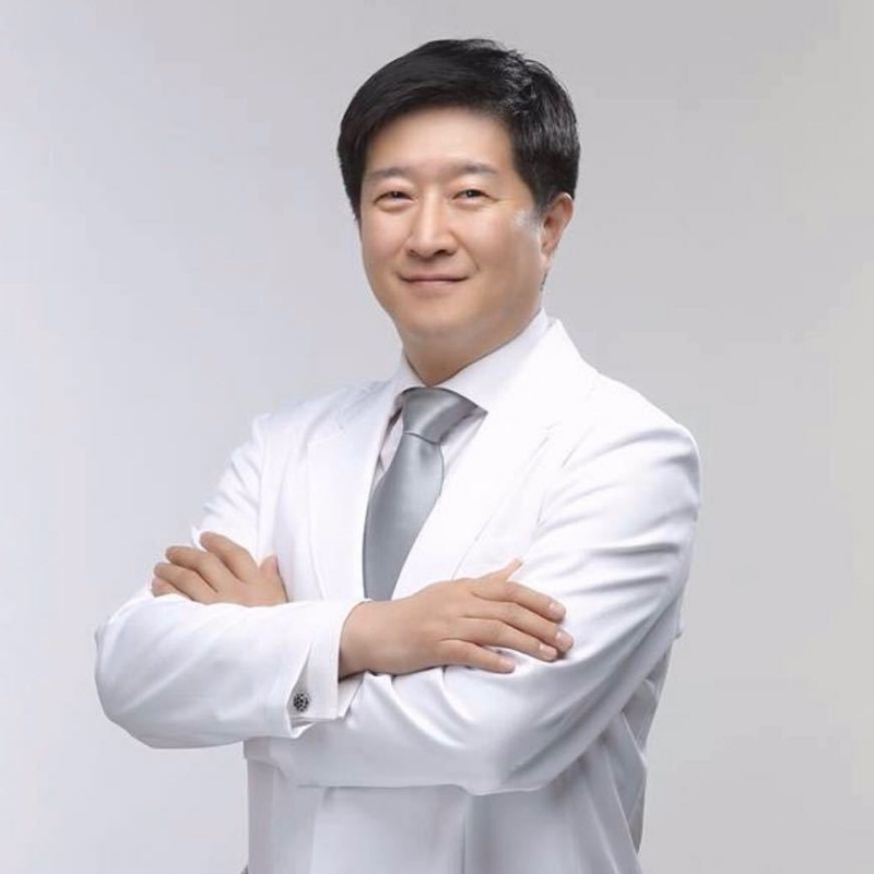 王伟的第一张照片--百色相亲服务中心