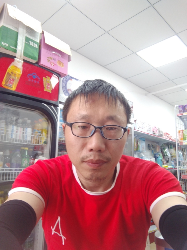 众里寻你的第一张照片--百色相亲服务中心