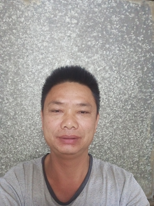 白茫茫的第一张照片--百色相亲服务中心