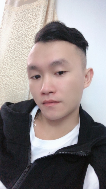 士多啤梨的第一张照片--百色相亲服务中心