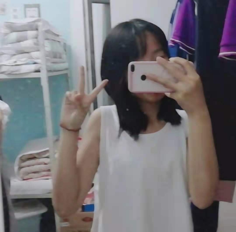 满佳茹的第一张照片--百色相亲服务中心