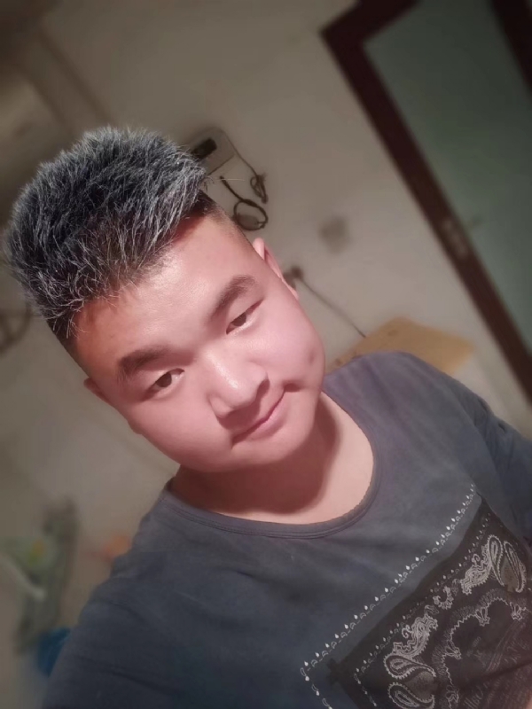 李子木的第二张照片--百色相亲服务中心