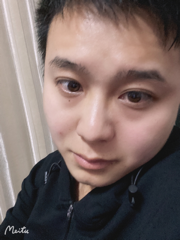 咸鱼不太闲的第一张照片--百色相亲服务中心